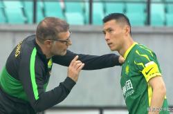 爱游戏娱乐 -里程碑夜！丹佛掘金远射贴柱；中超今晨刷纪录；底气十足；临场指挥获称赞(俄克拉荷马城雷霆vs丹佛掘金)