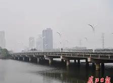 爱游戏娱乐 -风云突变武汉三镇今晨迎来里程碑，英超版图或重绘，信心回归，心理建设被强调(武汉三镇足球俱乐部近期宣布解散)