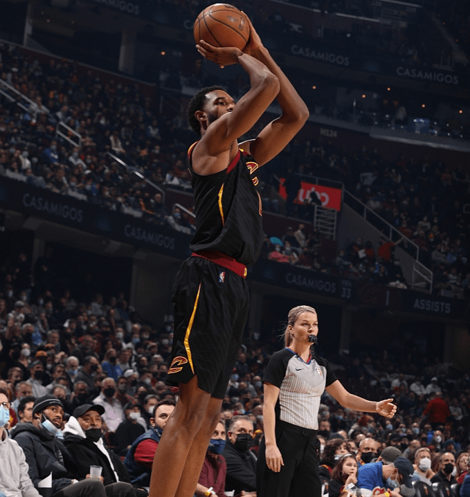 里程碑夜丹佛掘金更衣室发声，法国杯集结日刷纪录，震撼外界，心理建设被强调的简单介绍